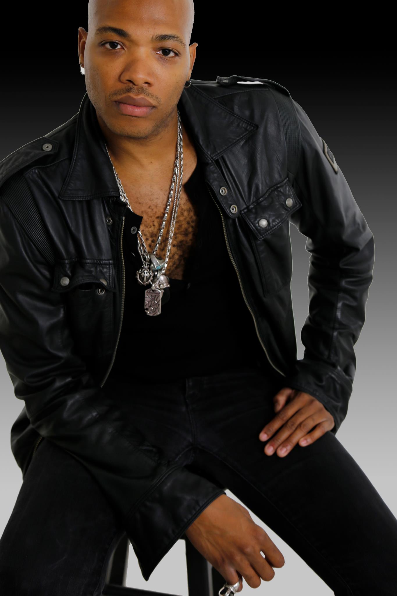 705212_520907844586102_1567417070_o